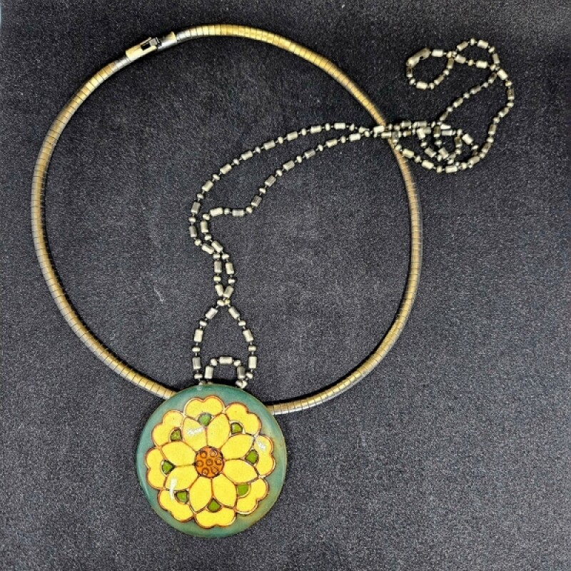 쉼팩토리,정선 쉼팩토리 자연을 담은 전통 공예품 수공예 은공예 칠보 가죽공예